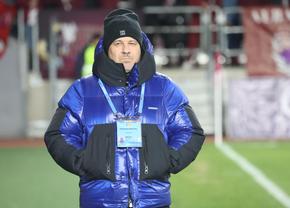 Şumudică, prima reacţie după ce N'Jie a făcut scandal la schimbare: „Nu mă interesează cine e nemulțumit. E greu cu mine”