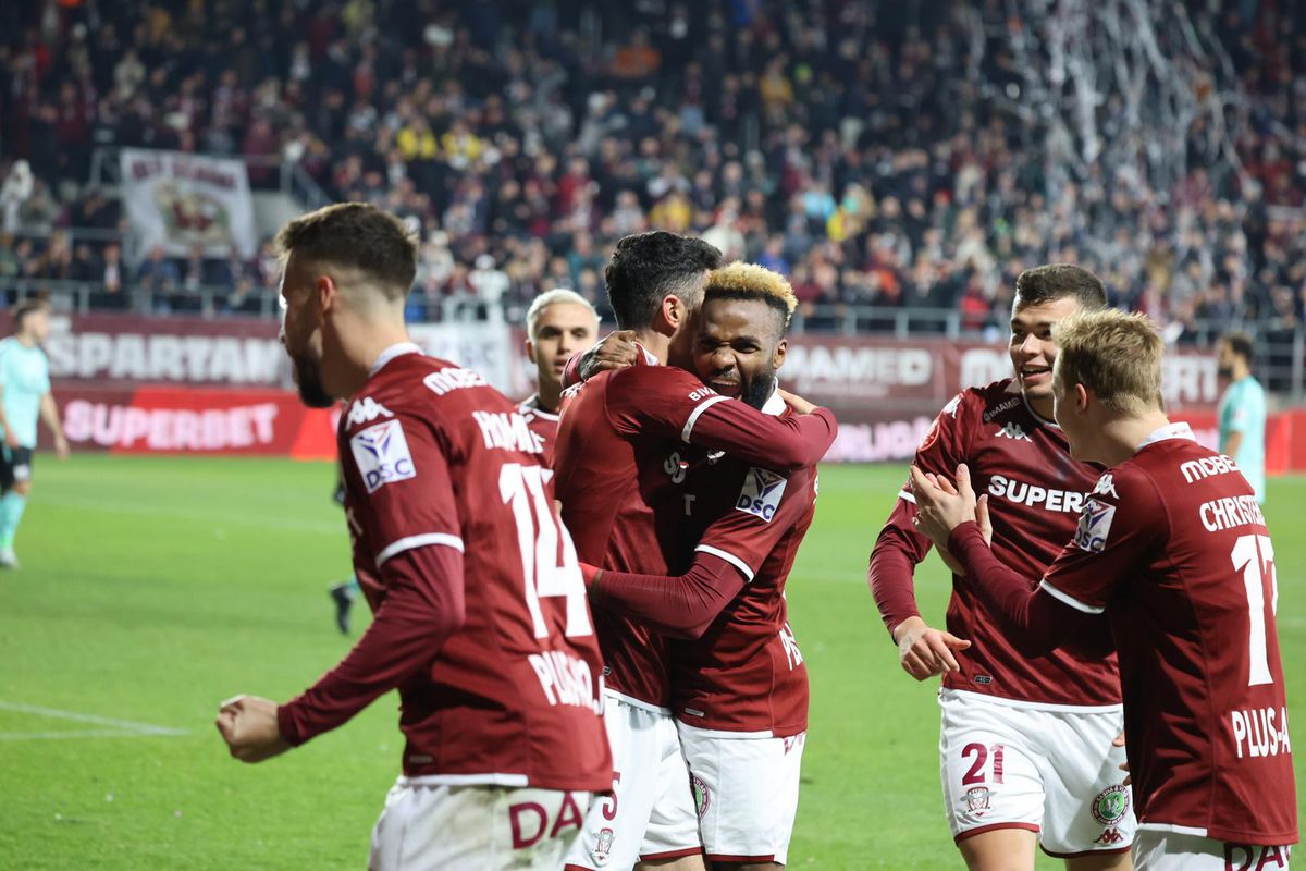 Șumudică a dus la alt nivel regula U21 la meciul Rapid - UTA! Ce s-a întâmplat vreme de 20 de minute