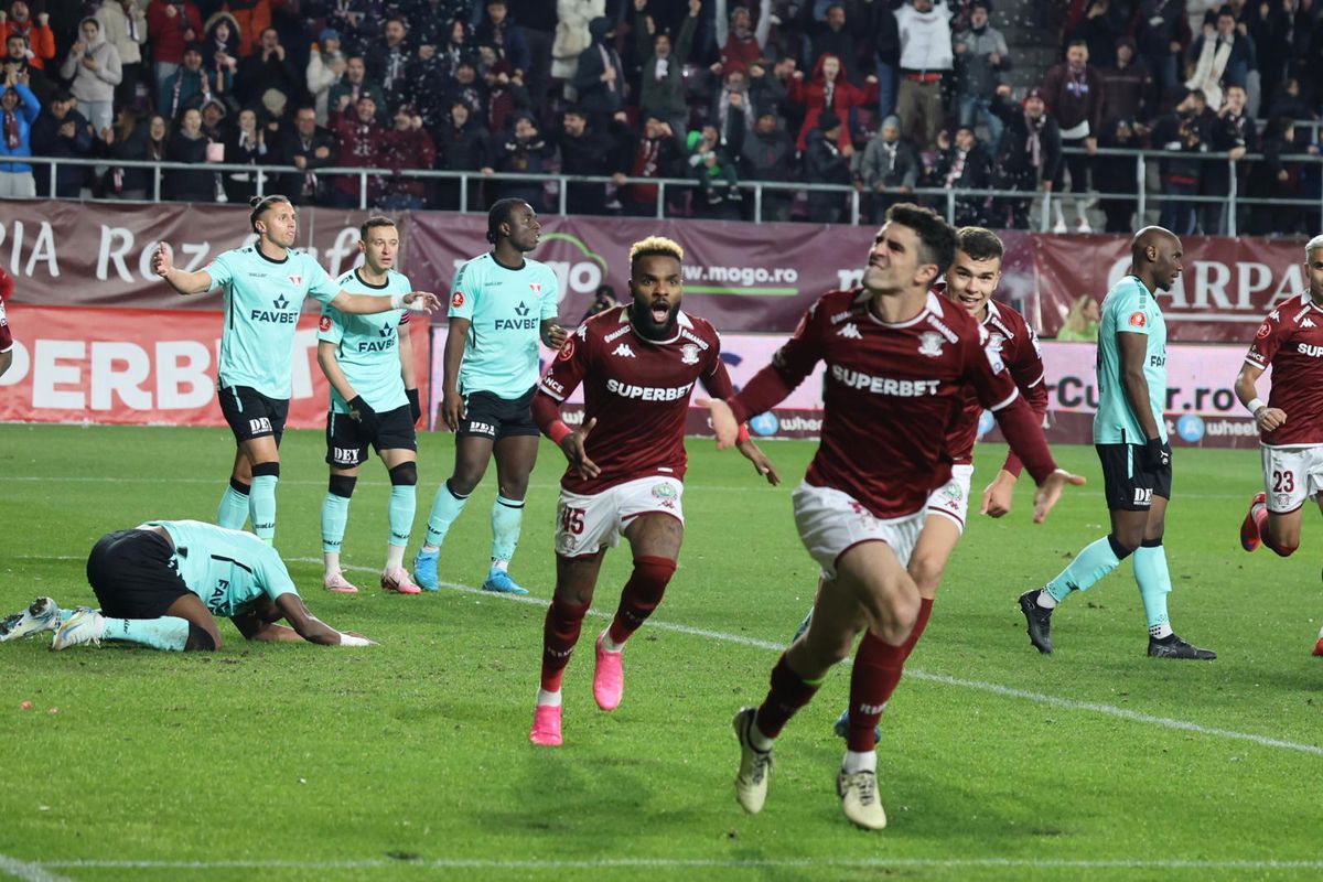 Șumudică a dus la alt nivel regula U21 la meciul Rapid - UTA! Ce s-a întâmplat vreme de 20 de minute