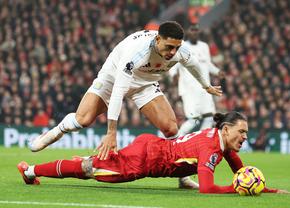 Liverpool - Aston Villa, duelul serii în Premier League » „Cormoranii” au deschis scorul pe Anfield