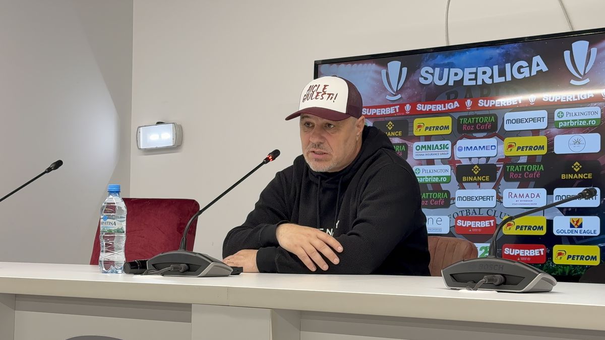 Accesoriul cu care Marius Șumudică a venit la Rapid - UTA: „E un cadou”