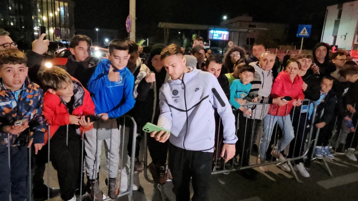 Ce s-a întâmplat la Sibiu după semieșecul lui FCSB: „Rămâi aici!” » Întâlnire emoționantă pentru titularul campioanei: „Ai grijă, mamă!”