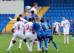 Unirea Slobozia - CFR Cluj 0-1 » Gazdele domină jocul în repriza a doua
