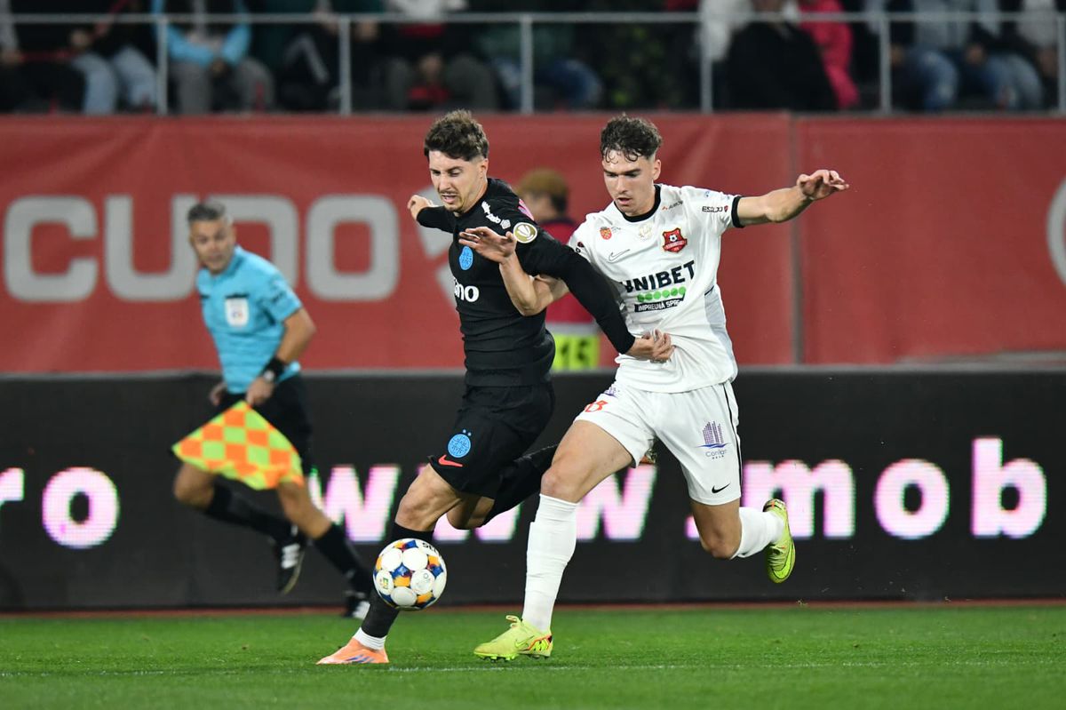 Ilie Dumitrescu l-a luat tare pe fotbalistul de la FCSB: „Reacția lui Tănase spune totul”