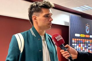 Ianis Hagi, oprit la interviu după ce i-a uimit pe turci: „Așchia nu sare departe de trunchi”