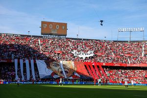 Peste 300 de milioane de euro: clubul Sevilla, aproape de a-și schimba patronatul