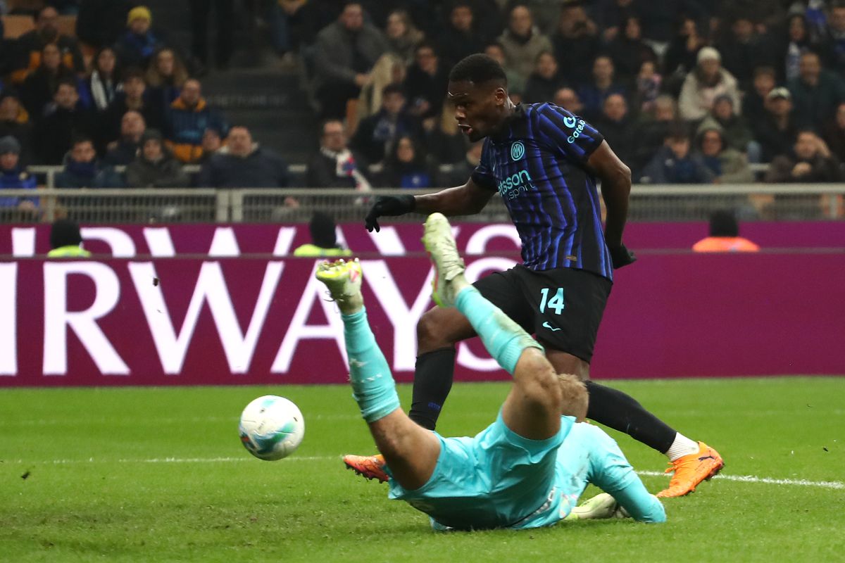 Cum a reacționat presa din Italia, după Inter - Lazio 2-0 » Cristi Chivu, lăudat din toate părțile