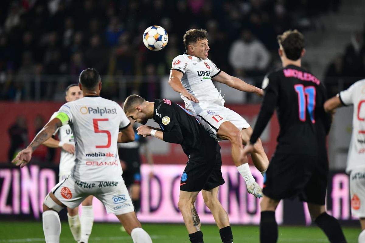 Dennis Politic a înscris primul gol în campionat pentru FCSB: „Nu mă încearcă nimic atunci când mă uit la Dinamo”