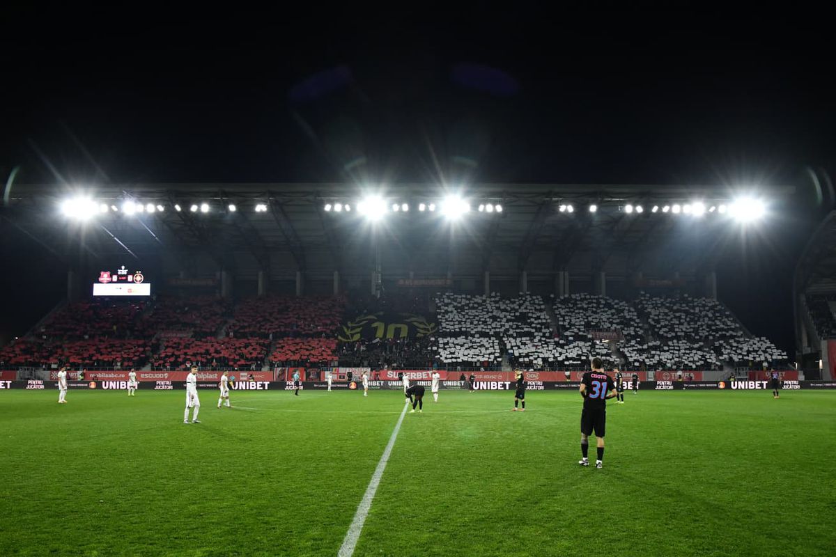 Ilie Dumitrescu l-a luat tare pe fotbalistul de la FCSB: „Reacția lui Tănase spune totul”