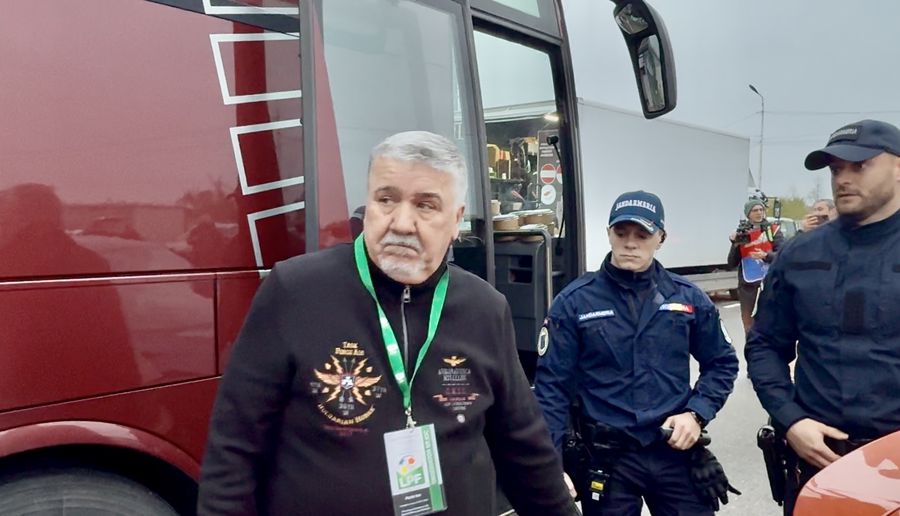 Cuvinte reprobabile aruncate în parcare, după Slobozia - CFR Cluj: „Băi bulangiule! Cine-s ăștia?” » LPF a văzut imaginile pe GSP și a reacționat imediat: „SUSPENDAT până la finalul sezonului regulat”