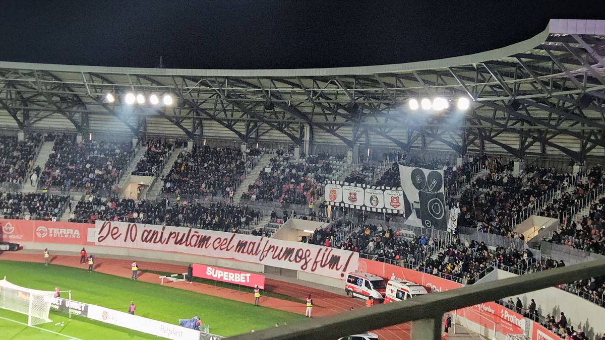 „De 10 ani rulăm cel mai frumos film!” » Scenografie aniversară la Hermannstadt - FCSB