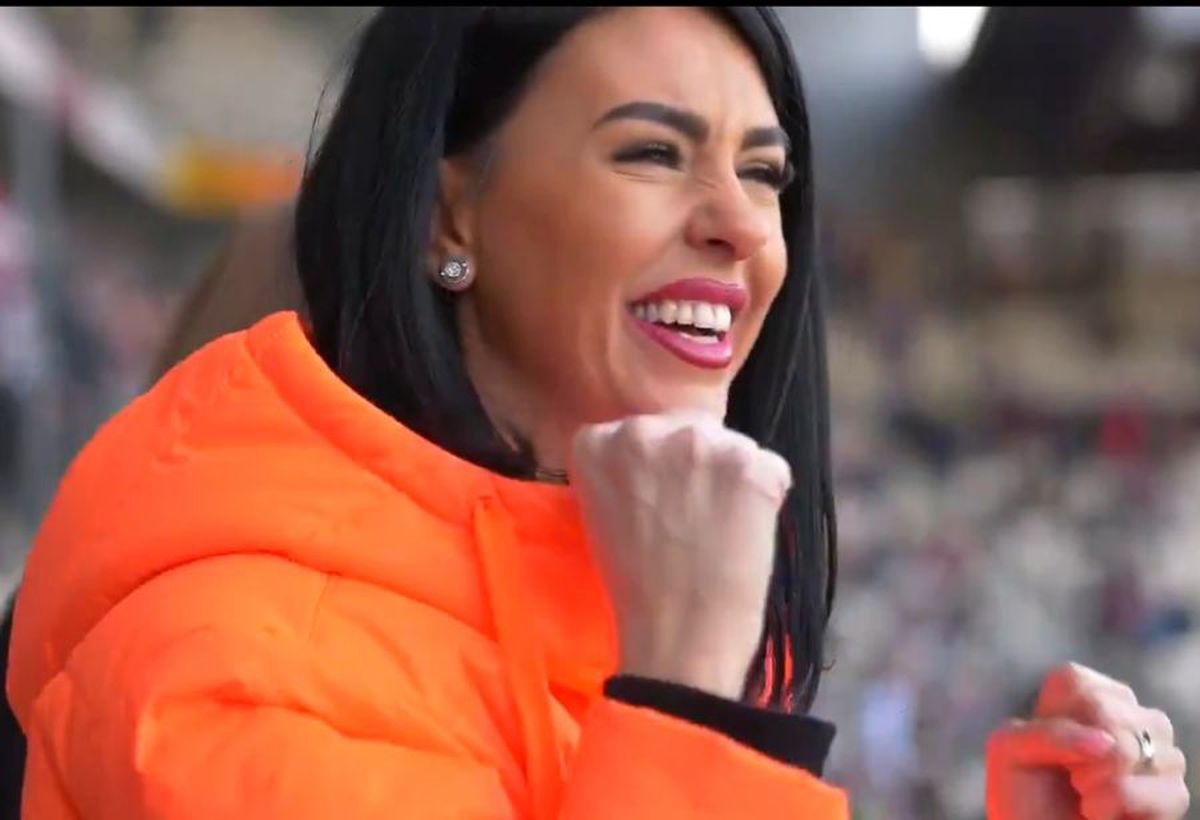 FOTO + VIDEO Andreea, soția lui Sergiu Hanca, a făcut din nou SHOW în Polonia » Imagini senzaționale cu „explozia” de bucurie de la ultimul meci