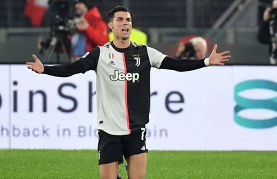 Cristiano Ronaldo regretă plecarea de la Real Madrid! Spaniolii dezvăluie ce a vorbit cu foștii colegi după ce Leo Messi a luat „Balonul de Aur”