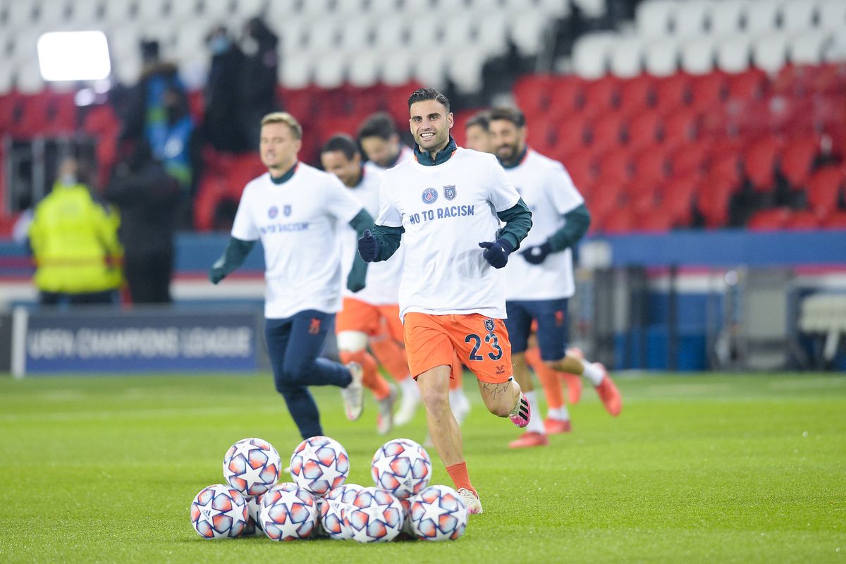 VIDEO + FOTO Protest împotriva rasismului înainte de restartul din PSG - Bașakșehir! Neymar și-a stăpânit cu greu emoțiile