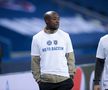 VIDEO + FOTO Protest împotriva rasismului înainte de restartul din PSG - Bașakșehir! Neymar și-a stăpânit cu greu emoțiile