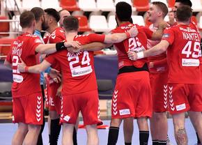 Dinamo - HC Motor Zaporojie 33-29 » Victorie spectaculoasă pentru „dulăi”, care părăsesc ultimul loc al grupei