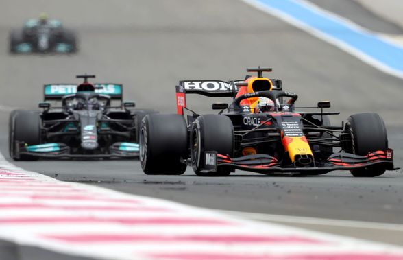 Piloții din Formula 1 răspund marii întrebări: Verstappen sau Hamilton? Vettel, tranșant: „Lewis să mai câștige și 5 titluri, tot Schumacher rămâne cel mai mare”
