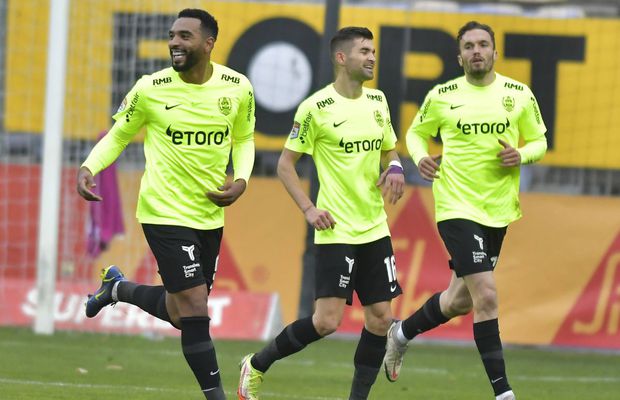 Dan Petrescu și-ar putea pierde atacantul! CFR Cluj, notificată să achite datoriile față de fotbalist