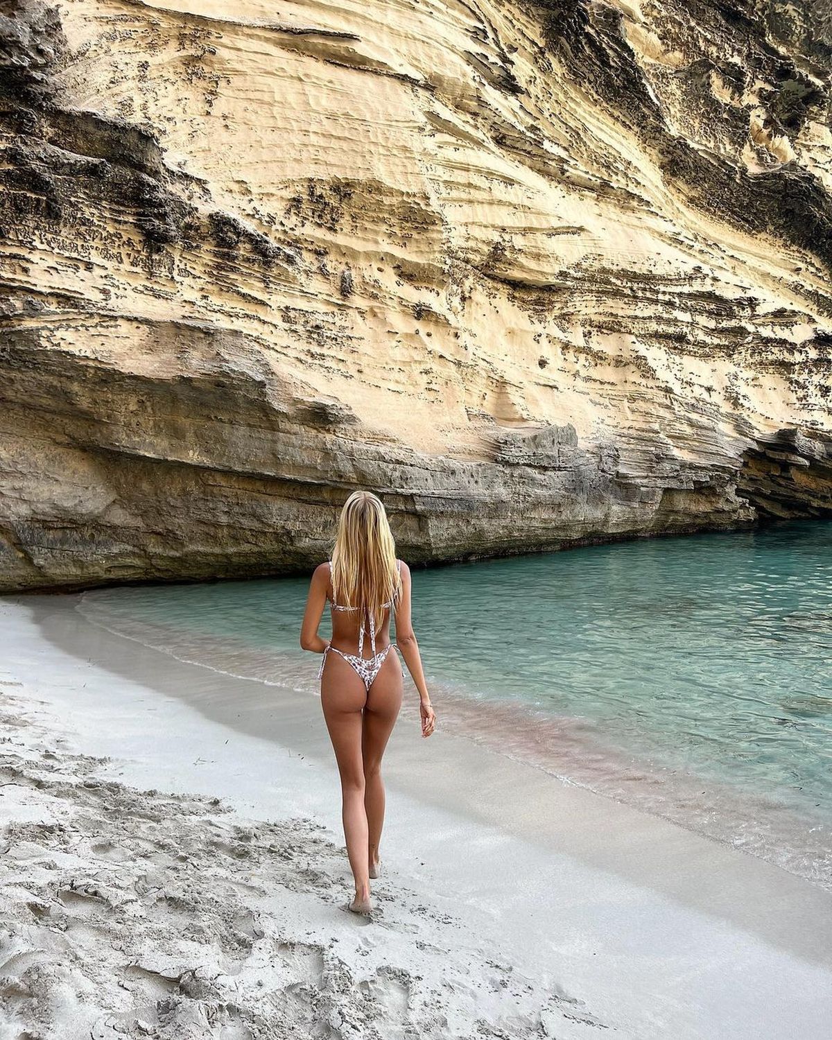 „E și Courtois în poză?” » Logodnica celui mai bun portar din lume face ravagii pe Instagram