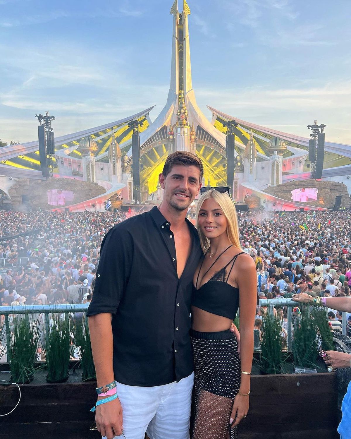 Courtois și-a dus iubita într-o vacanță de vis în Maldive