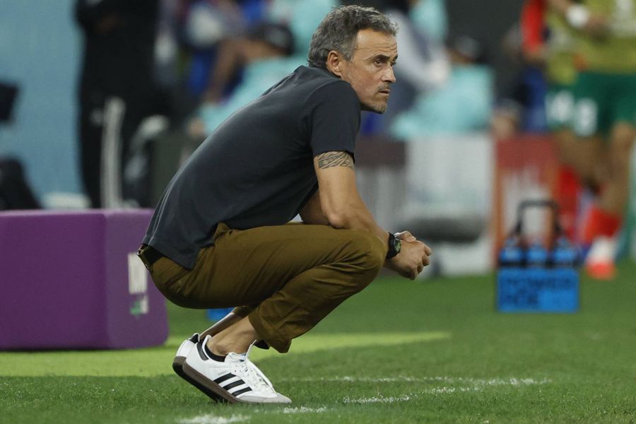 La începutul Mondialului, Luis Enrique a făcut apologia jocului spectaculos cu orice preț. După 7-0 cu Costa Rica, Spania nu a mai jucat nici frumos, nici eficient (foto: Imago) Printre verbele lui Viorel Moldovan