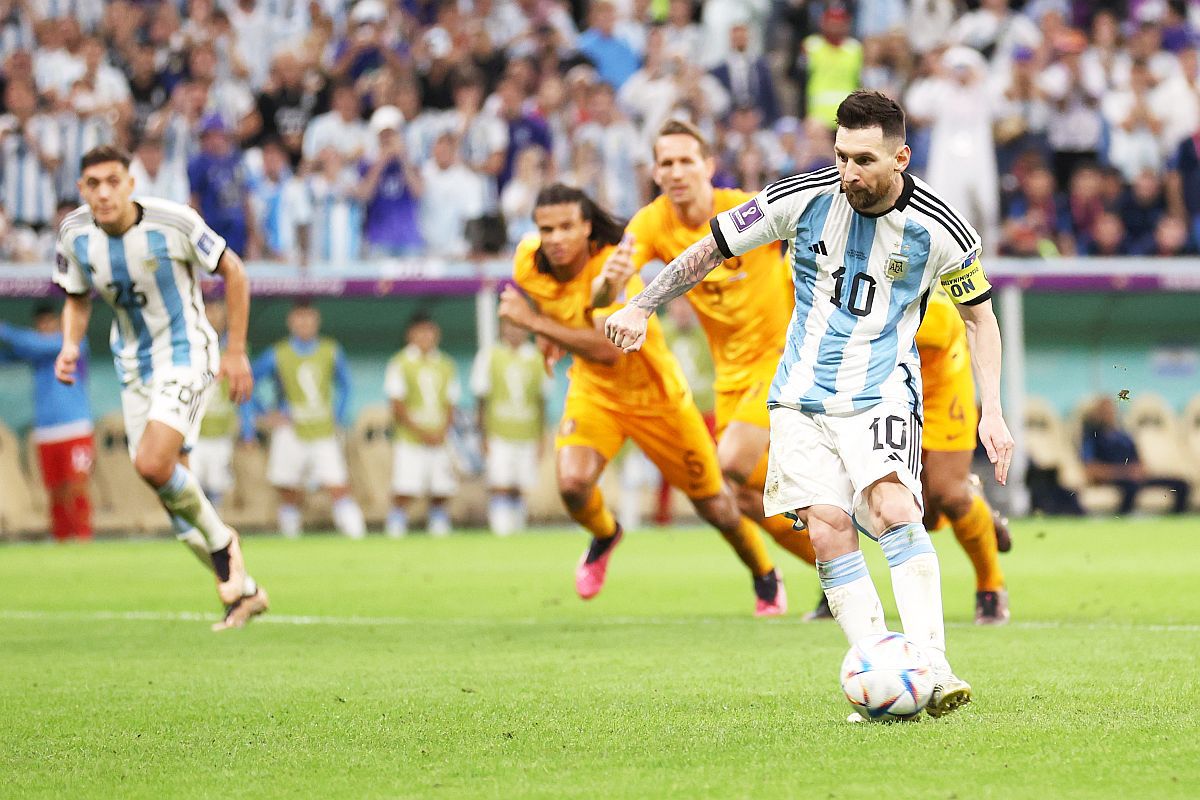 Ianis Hagi, Gary Lineker și Andy Murray au reacționat la unison, după faza de la Mondial: „Cum reușește Messi rahaturile astea?”