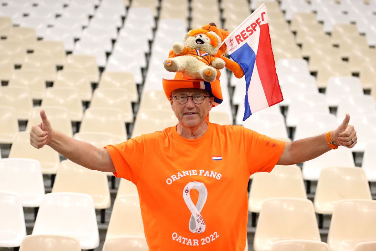 „Acum înțelegeți?” » Ce nu s-a văzut la TV în cel mai încins moment din Argentina - Țările de Jos, când Lautaro Martinez se îndrepta către punctul cu var. Olandezii, disperați să-l facă să rateze