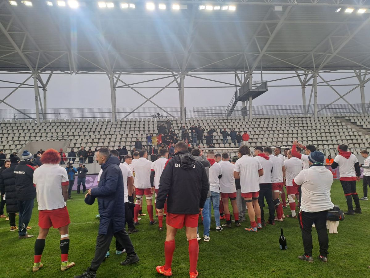 „Cătălin Hîldan înseamnă Dinamo!” » Moment special după ce „buldogii” au luat titlul la rugby: familia „Unicului Căpitan” s-a reunit pe gazon