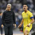 Cristiano Ronaldo și antrenorul lui Al-Nassr, Luis Castro, fost la Botafogo Foto: Guliver/GettyImages