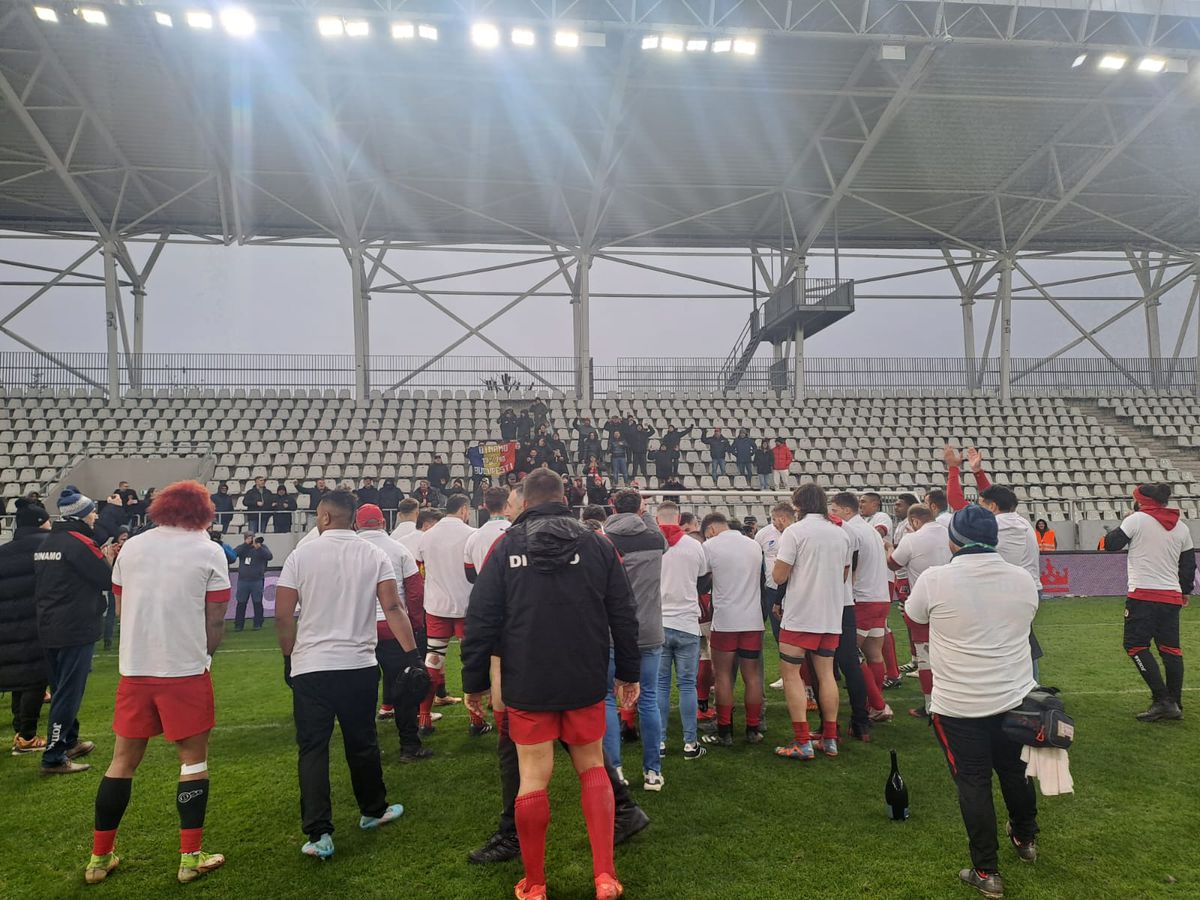 „Cătălin Hîldan înseamnă Dinamo!” » Moment special după ce „buldogii” au luat titlul la rugby: familia „Unicului Căpitan” s-a reunit pe gazon