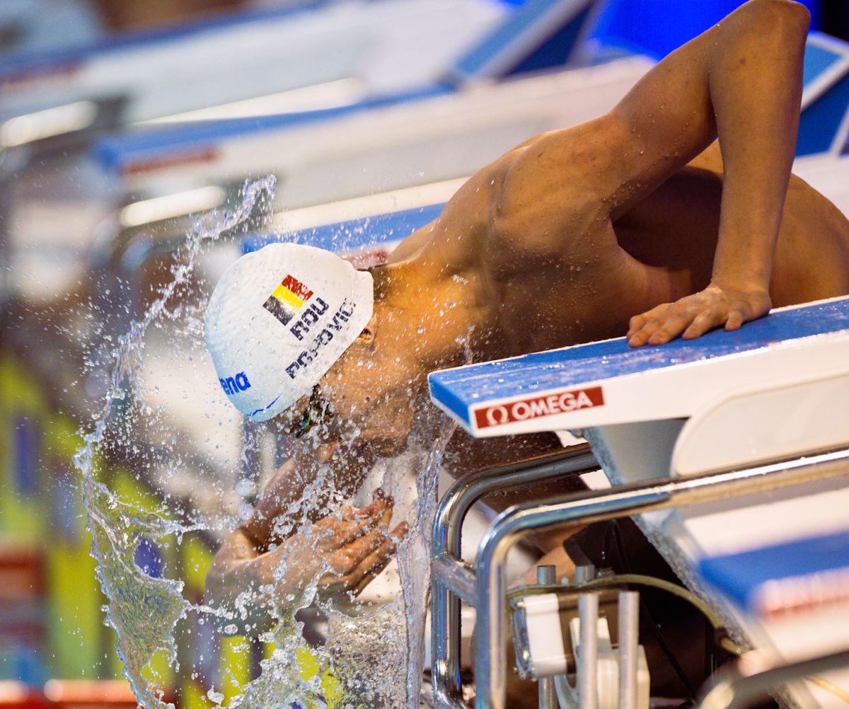 David Popovici, medalie de bronz în proba de 100 m liber la Campionatele Europene în bazin scurt » Robert Badea, locul 5 la 400 m mixt