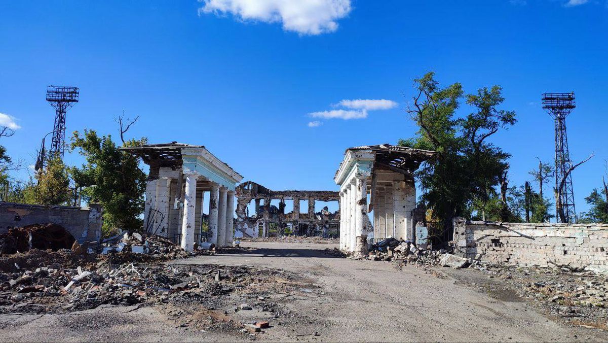 Stadioanele din Ucraina se degradează pe zi ce trece » Incredibil cum au ajuns să arate din cauza războiului declanșat de Rusia: 77 dintre ele au fost atinse de bombe și rachete!