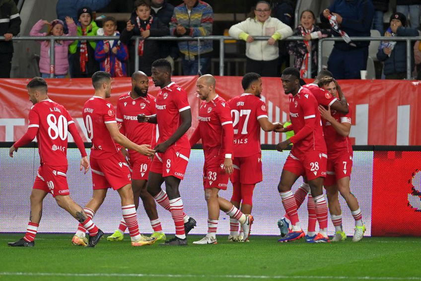 Fotbaliștii lui Dinamo, salarii de top pentru Superliga