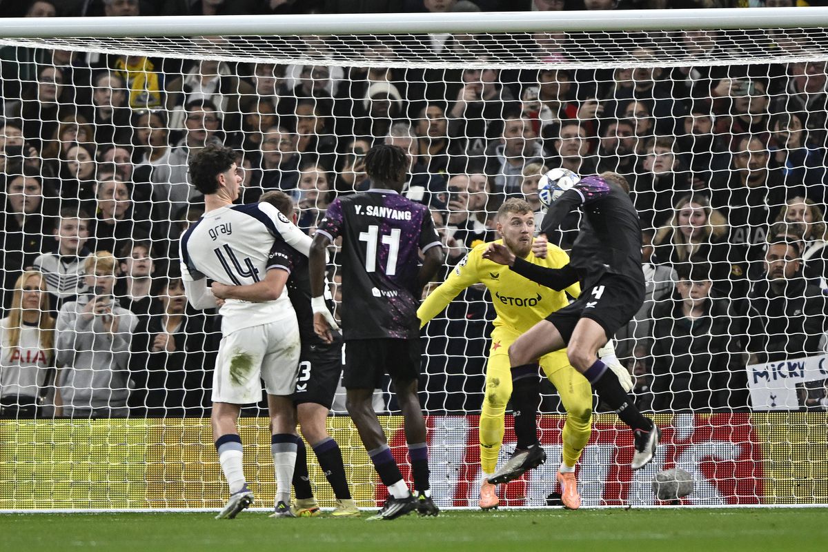 Rezultatele de marți din Liga Campionilor  » Barcelona și Bayern au suferit în două meciuri care se anunțau facile