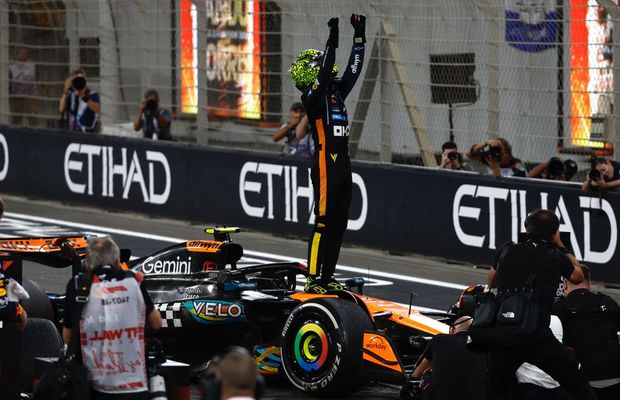 Designul creat special de fani pentru Velo si echipa McLaren de Formula 1 în centrul atenției, în timp ce Lando Norris câștigă Campionatul Mondial al Piloților 2025 în Abu Dhabi