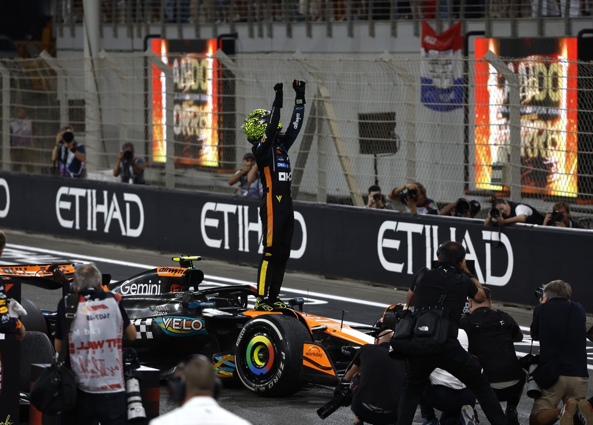 Designul creat special de fani pentru Velo si echipa McLaren de Formula 1 în centrul atenției