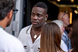 Mario Balotelli lovește din nou: „Aștept oferte din Serie A și visez la Mondiale! Mai am timp până la 50 de ani”