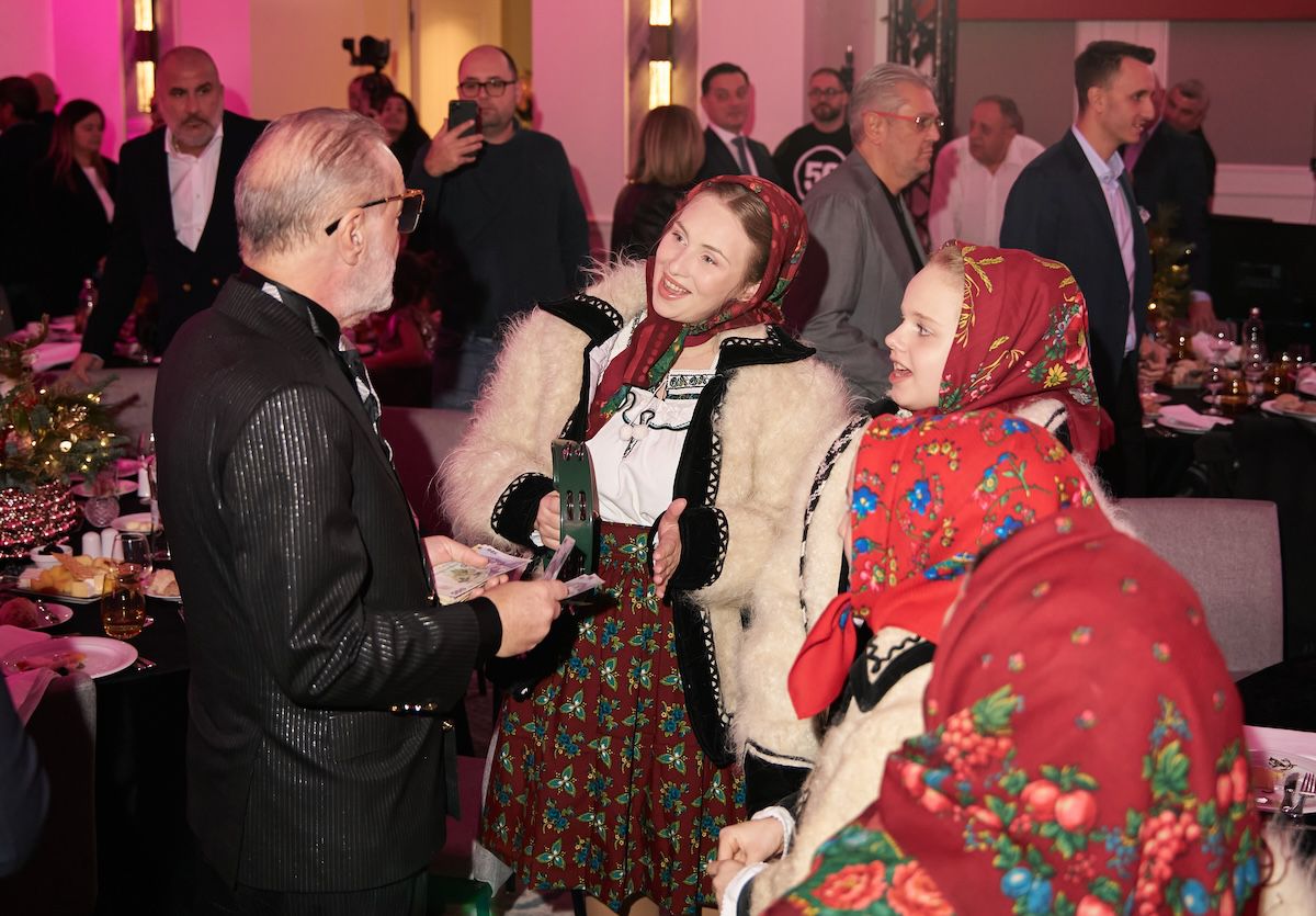 Gigi Becali a dat nas în nas cu manelistul Tzancă Uraganu