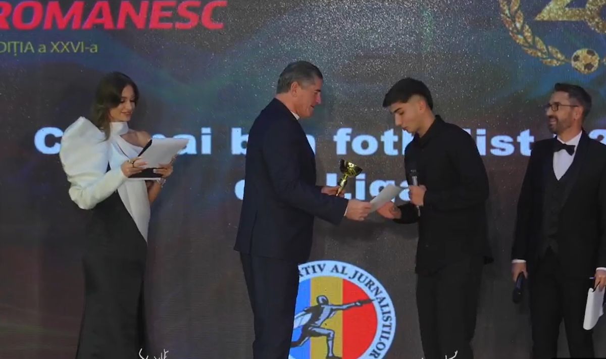 Cine a câștigat trofeul „Antrenorul anului” la gala lui Nicu Gheară