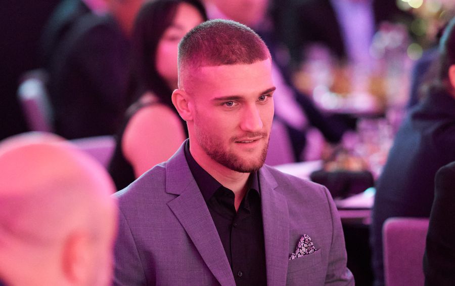 Daniel Bîrligea la Gala Fanatik / foto: Silviu Enache Lovitură grea încasată de FCSB! Omul-cheie nu va mai juca în 2025: „Are piciorul mai vânăt decât cerul lui Bacovia”