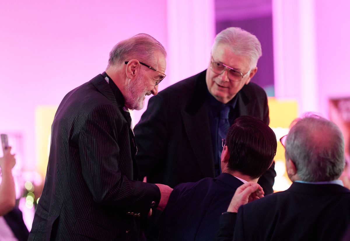 Gigi Becali a dat nas în nas cu manelistul Tzancă Uraganu