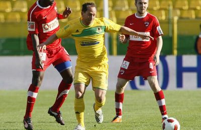 Adailton și-a uitat borseta într-o benzinărie din Focșani. Ce a făcut când a recuperat-o a lăsat-o MASCĂ pe vânzătoare