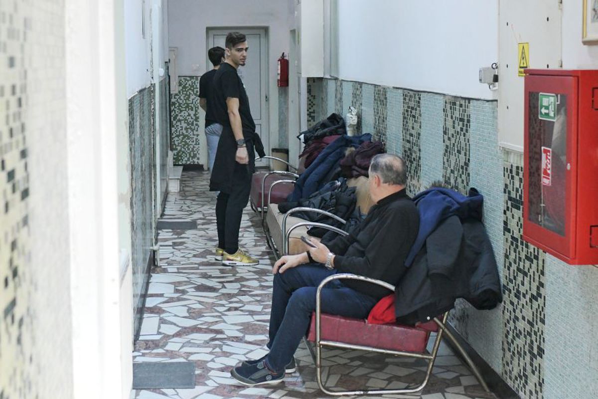 DINAMO // VIDEO+FOTO Jucătorii lui Dinamo au făcut azi vizita medicală » Tricoul lui Ioan Filip a atras toate privirile: „Ce pana mea?” :D + supărați pe Nistor: „Ne zicea că vrea să rămână”