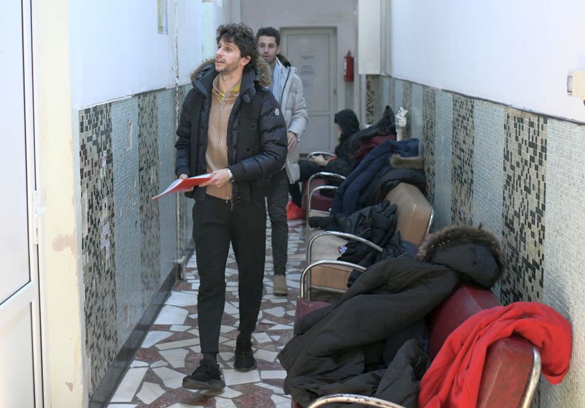 DINAMO // VIDEO+FOTO Jucătorii lui Dinamo au făcut azi vizita medicală » Tricoul lui Ioan Filip a atras toate privirile: „Ce pana mea?” :D + supărați pe Nistor: „Ne zicea că vrea să rămână”