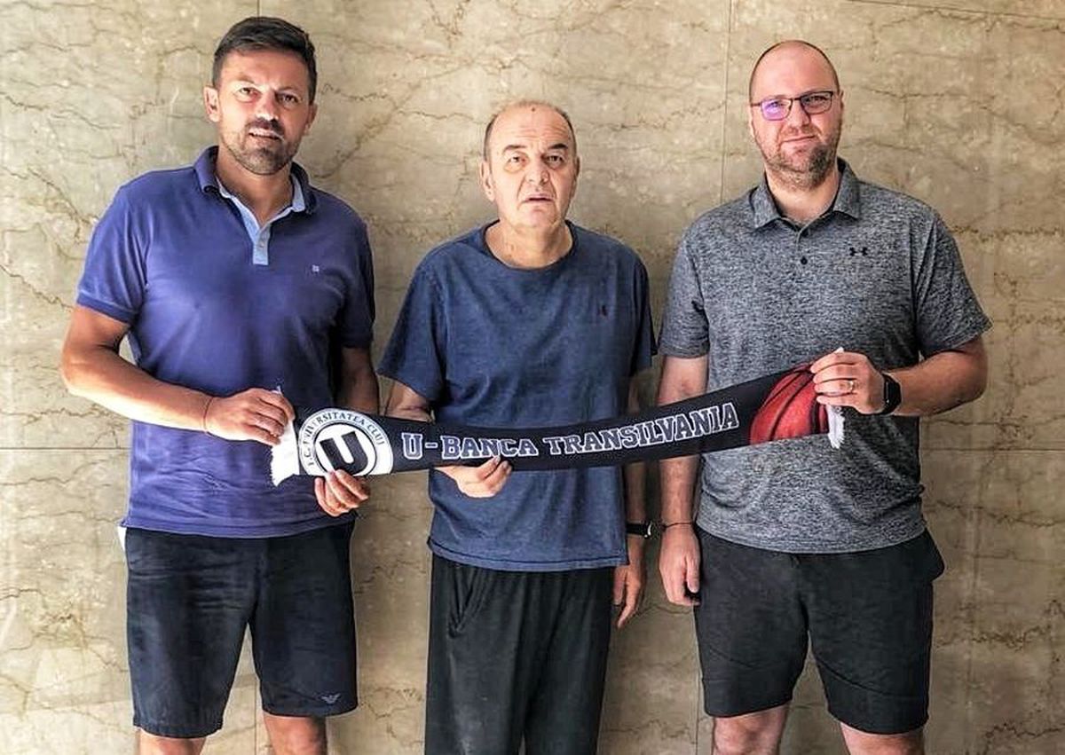 EXCLUSIV Doze pentru viață: dializă, insulină și baschet » Sârbul Dusko Vujosevic, antrenorul lui U-BT Cluj, luptă cu boala pentru a readuce titlul la Cluj