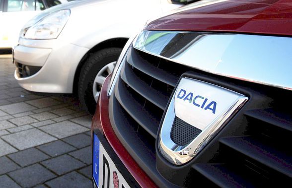 Dacia Sandero, model 2021, primele imagini surprinse de „paparazzi”! Ar putea avea un motor dezvoltat cu Daimler