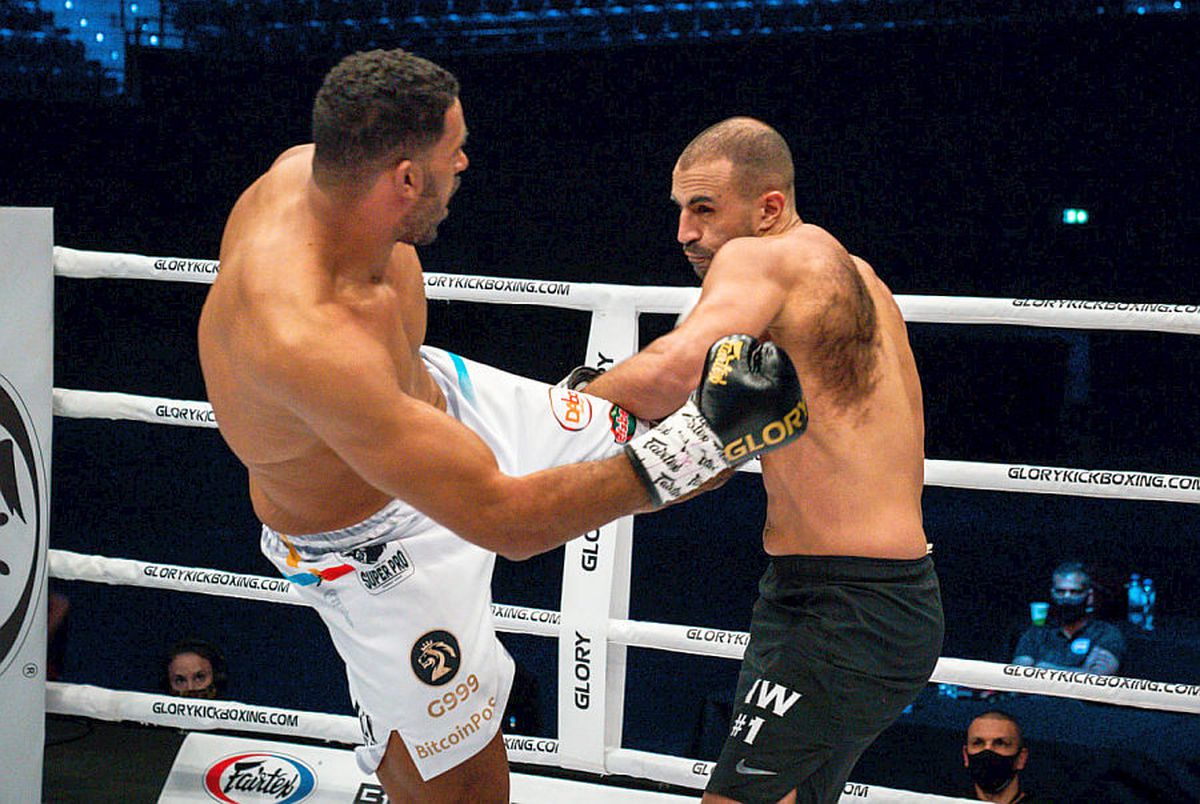 Incredibil! Ce i s-a spus lui Benny Adegbuyi înainte de meciul cu Badr Hari: „Tind să dea victoria celui mai important” + cum l-a șicanat marocanul înainte de luptă