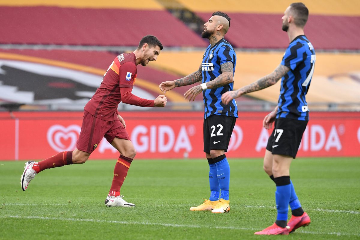 AS ROMA - INTER MILANO 2-2 » Egal pentru AC Milan! Meci incendiar pe Stadio Olimpico