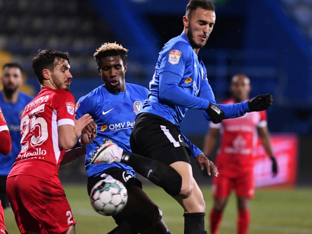 VIITORUL - HERMANNSTADT 2-1. Ruben Albes, scandalizat de confuzia provocată de arbitrul Petrescu: „Nu e normal”