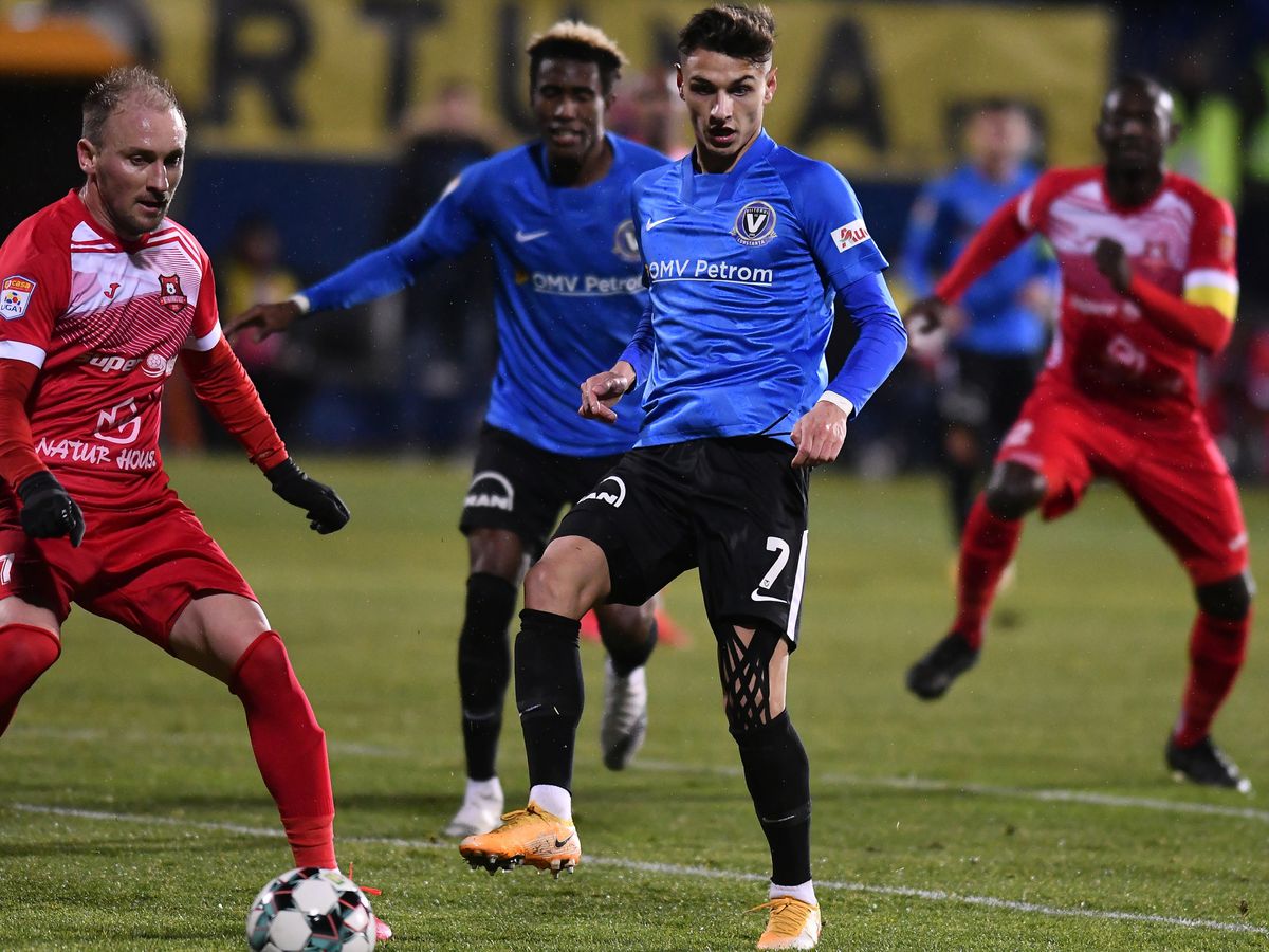 VIITORUL - HERMANNSTADT 2-1. Ruben Albes, scandalizat de confuzia provocată de arbitrul Petrescu: „Nu e normal”